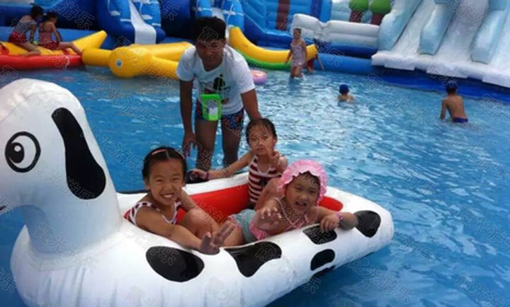 东河镇儿童游泳池
